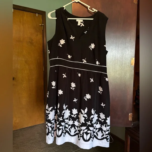 white christmas dresses CHARTER CLUB RED/WHITE DRESS SZ 4P main image 1